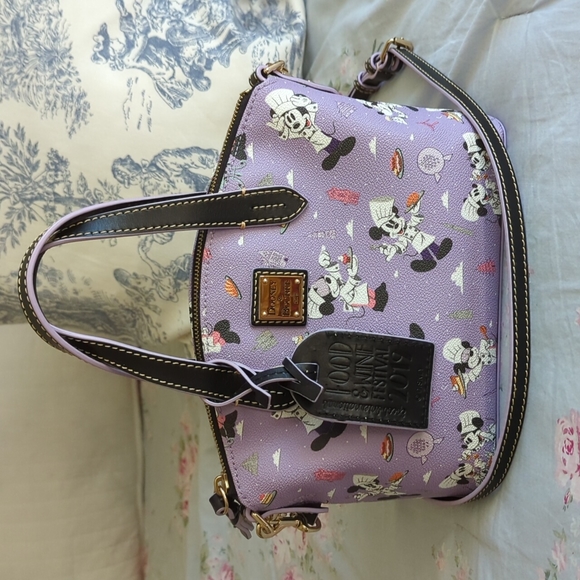 Bags Disney World Dooney Passholder Crossbody Bag Food And Wine Epcot